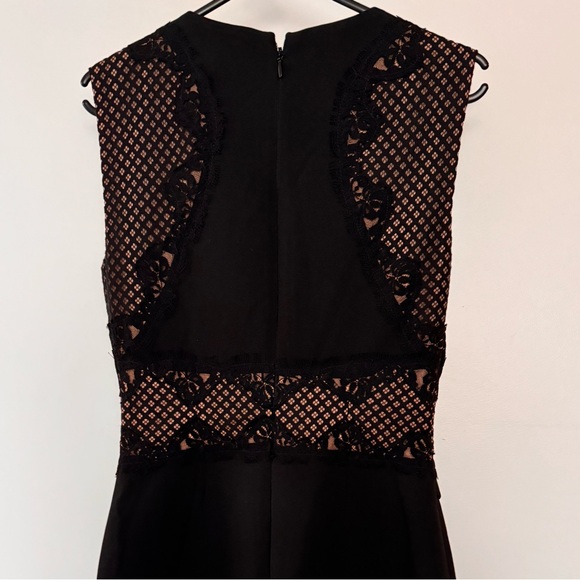 BCBG Maxazria dress with lace size 4 - Picture 4 of 8